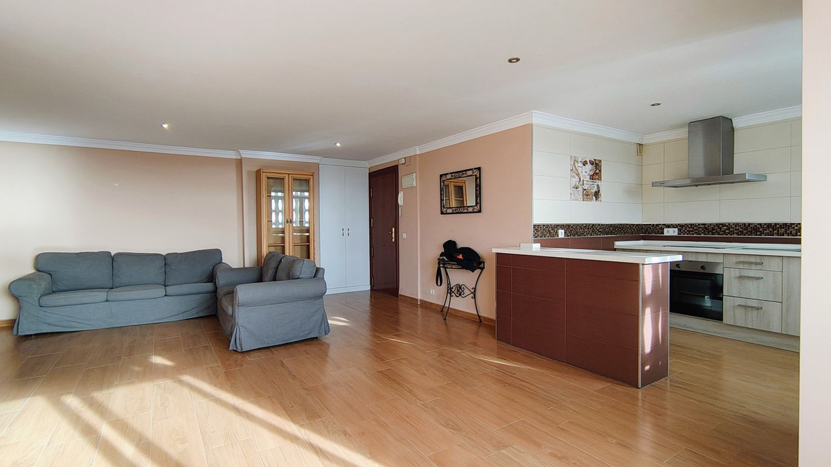 4 Bed Apartment for sale in San Pedro De Alcántara Costa Del Sol, Málaga, Spain