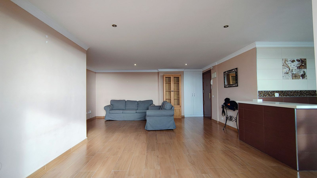 4 Bed Apartment for sale in San Pedro De Alcántara Costa Del Sol, Málaga, Spain