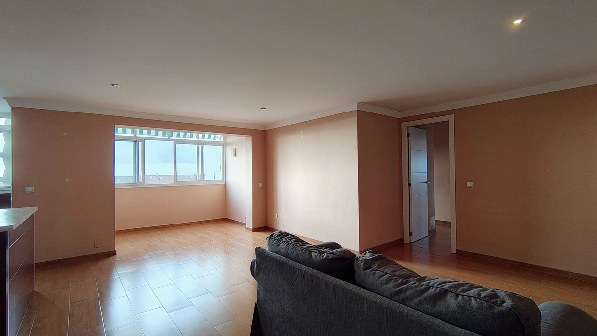4 Bed Apartment for sale in San Pedro De Alcántara Costa Del Sol, Málaga, Spain