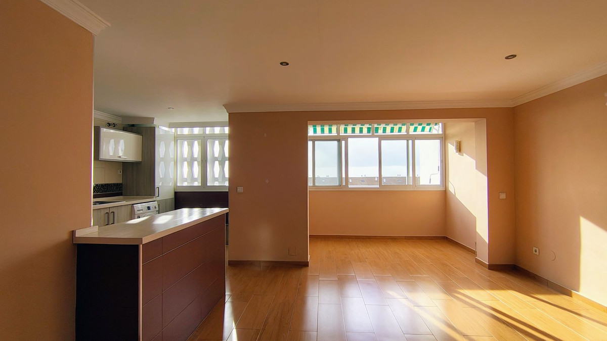 4 Bed Apartment for sale in San Pedro De Alcántara Costa Del Sol, Málaga, Spain