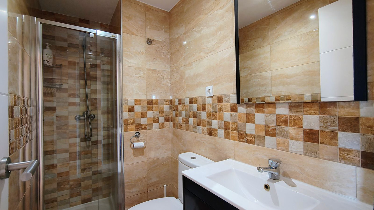 4 Bed Apartment for sale in San Pedro De Alcántara Costa Del Sol, Málaga, Spain
