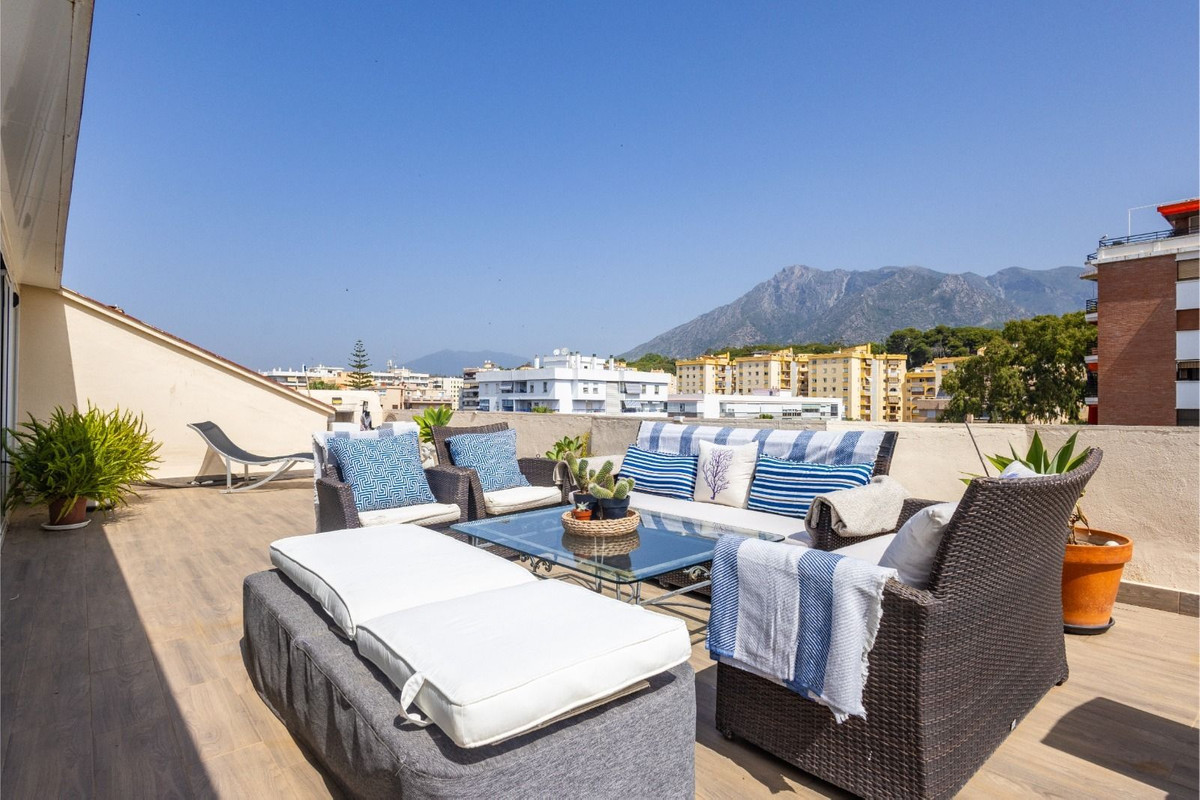 2 Bed Apartment for sale in Marbella Costa Del Sol, Málaga, Spain