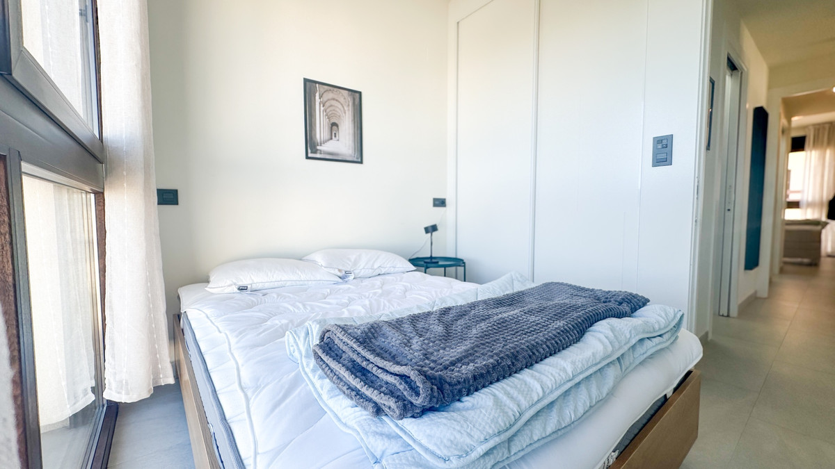 Se vende Apartamento en Planta Última de 3 dormitorios en Costa Blanca, Alicante, España