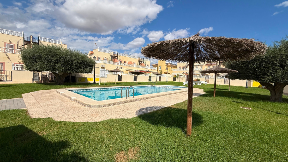 2 Bed Townhouse for sale in Orihuela Costa Costa Blanca, Alicante, Spain