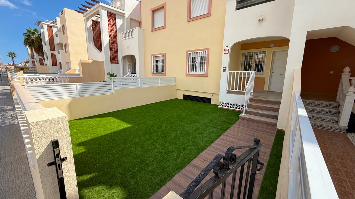 2 Bed Townhouse for sale in Orihuela Costa Costa Blanca, Alicante, Spain