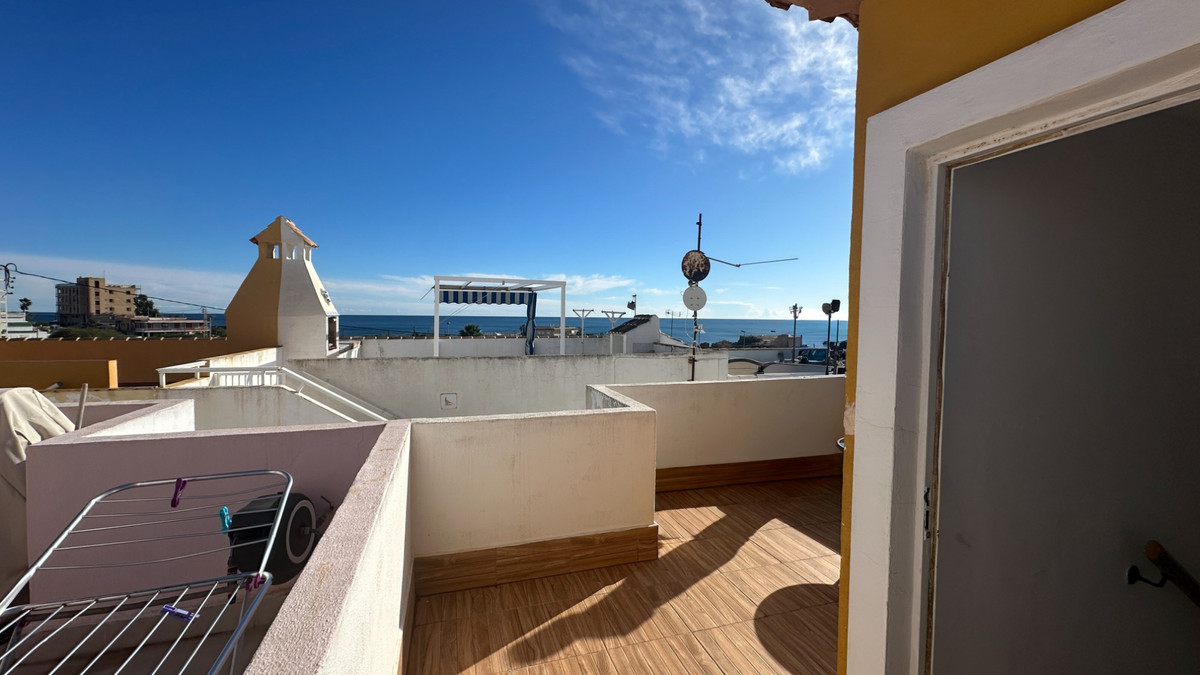 Se vende Adosada de 2 dormitorios en Costa Blanca, Alicante, España