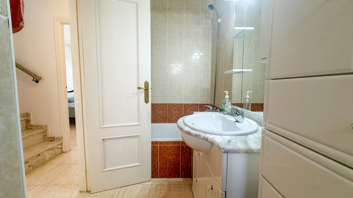 Se vende Adosada de 2 dormitorios en Costa Blanca, Alicante, España