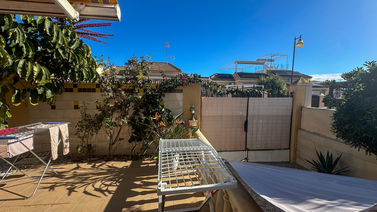 Se vende Adosada de 2 dormitorios en Costa Blanca, Alicante, España