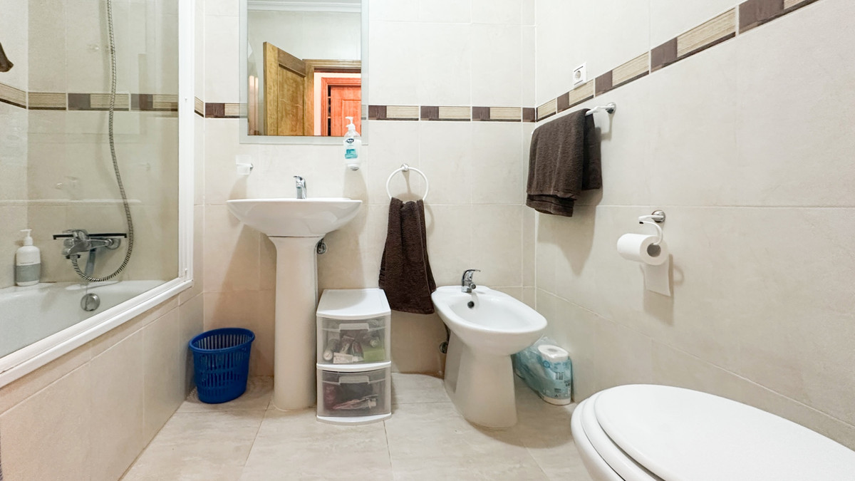 2 Bed Apartment for sale in Los Altos Costa Blanca, Alicante, Spain