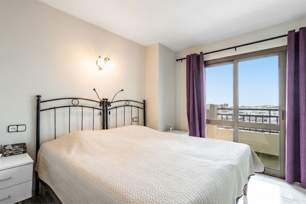 2 Bed Apartment for sale in Fuengirola Costa Del Sol, Málaga, Spain