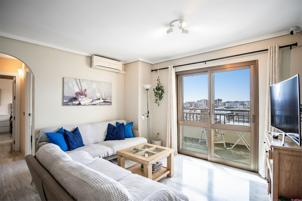 2 Bed Apartment for sale in Fuengirola Costa Del Sol, Málaga, Spain