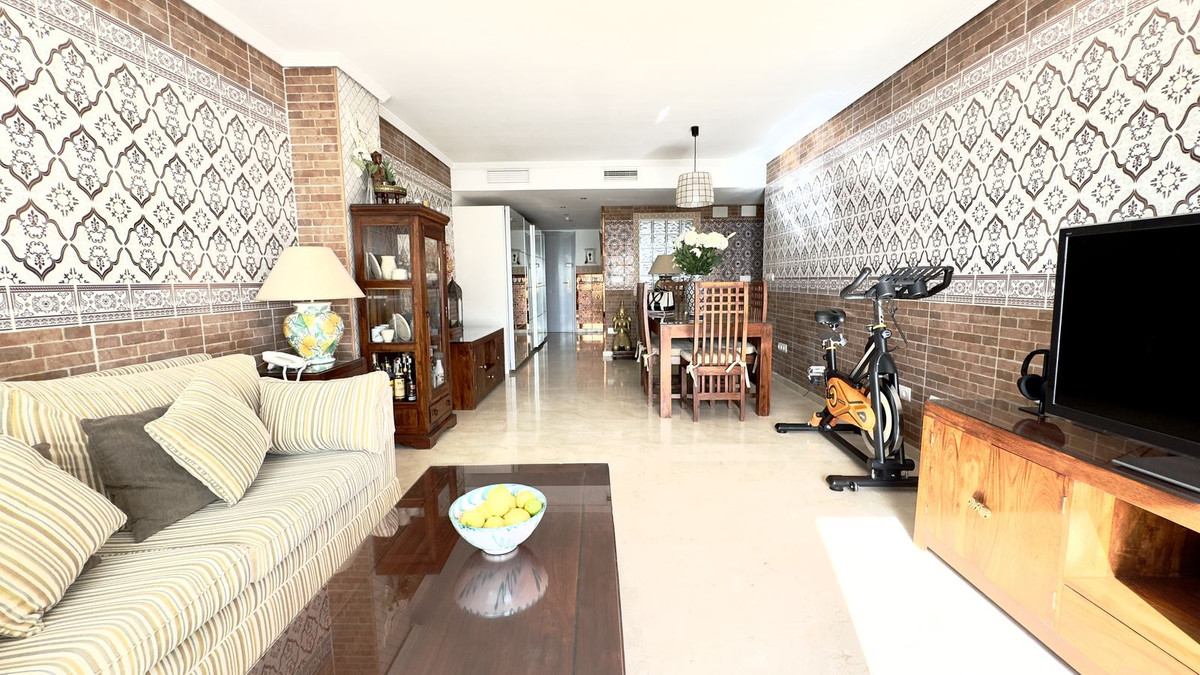 Se vende Apartamento en Planta Última de 2 dormitorios en Costa Del Sol, Málaga, España