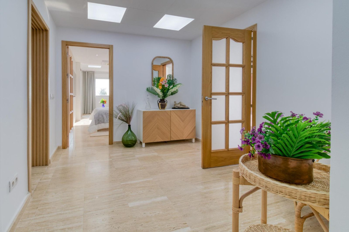 Se vende Villa - Chalet de 7 dormitorios en Costa Del Sol, Málaga, España