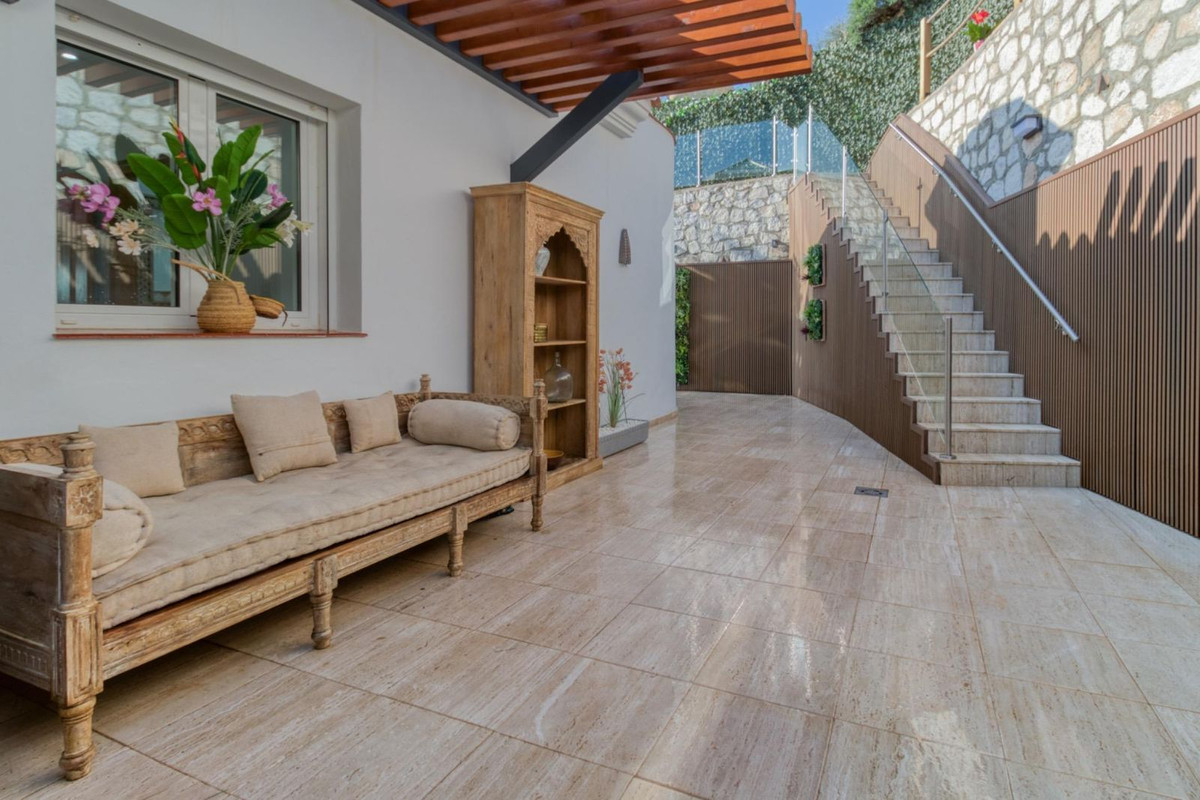 Se vende Villa - Chalet de 7 dormitorios en Costa Del Sol, Málaga, España