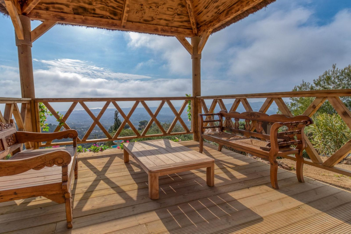 Se vende Villa - Chalet de 7 dormitorios en Costa Del Sol, Málaga, España