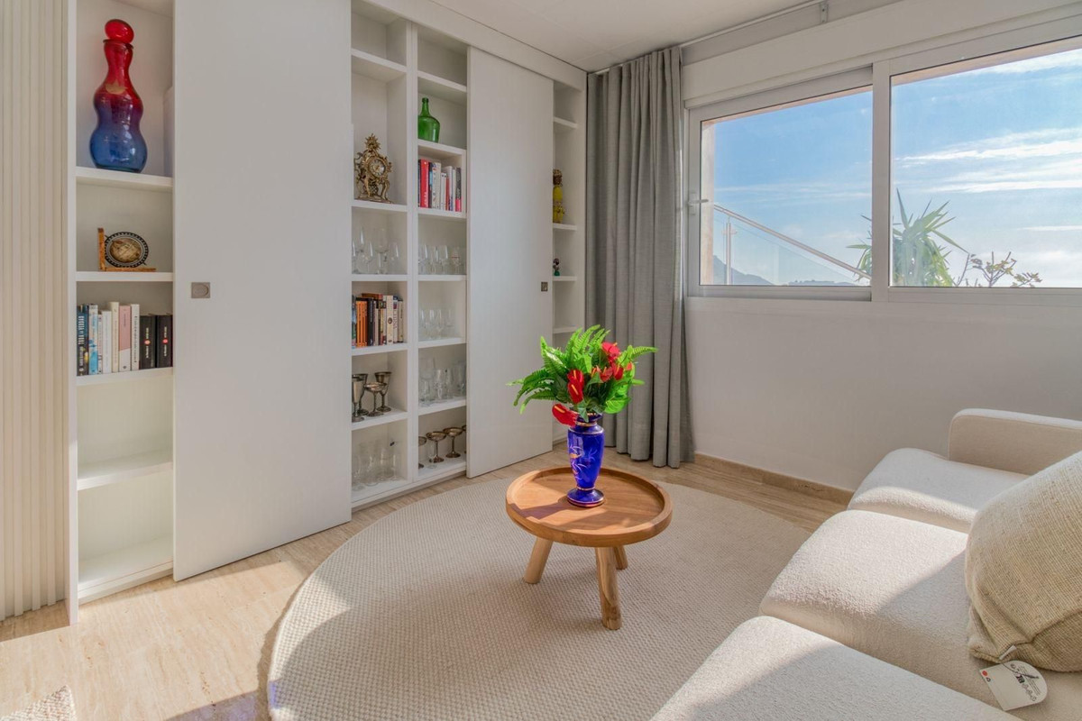 Se vende Villa - Chalet de 7 dormitorios en Costa Del Sol, Málaga, España