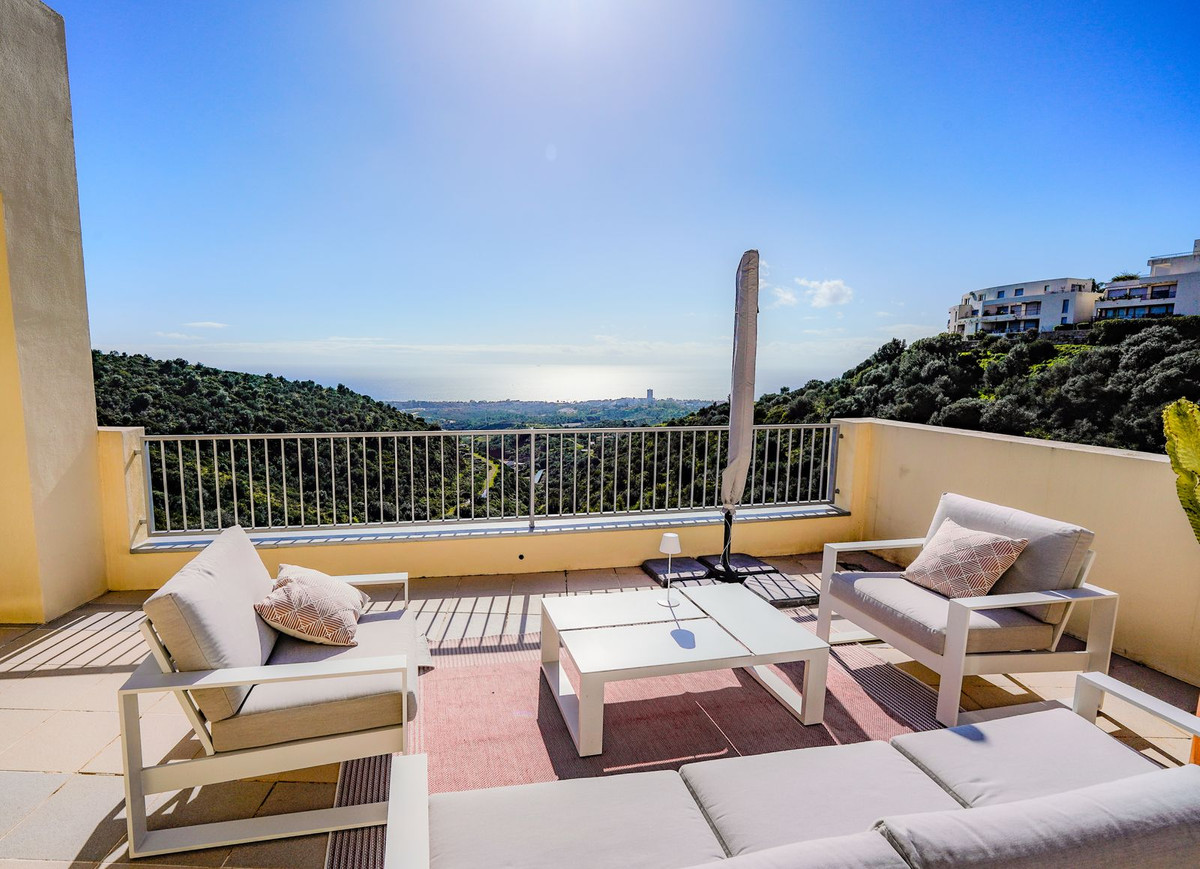 2 Bed Apartment for sale in Altos De Los Monteros Costa Del Sol, Málaga, Spain