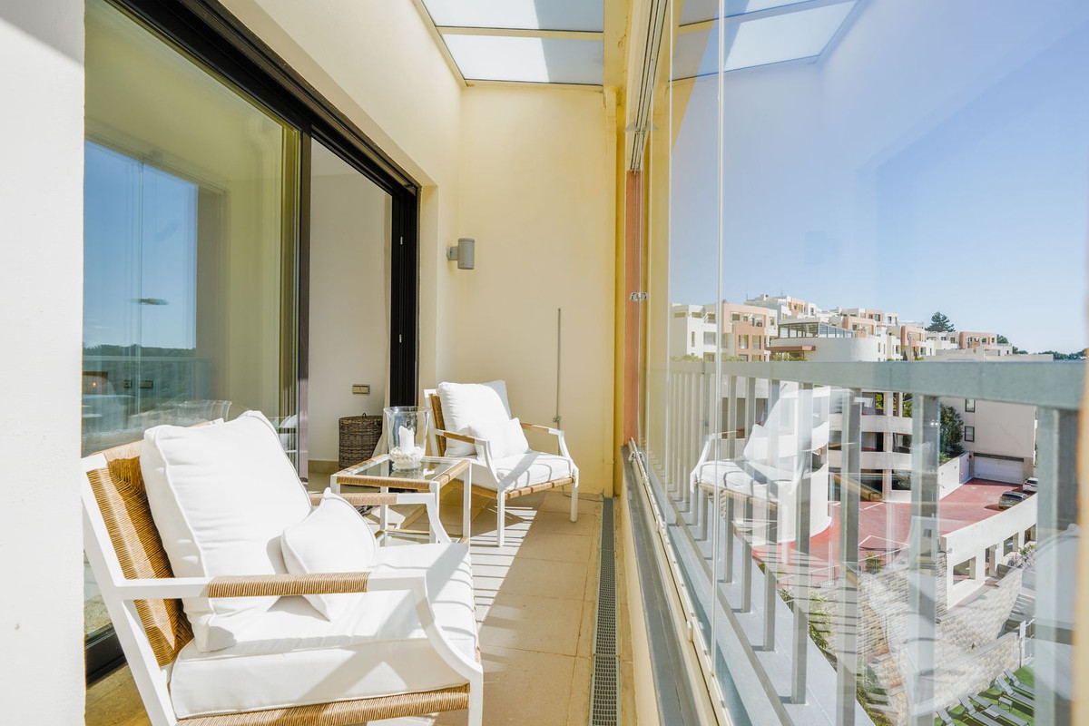 2 Bed Apartment for sale in Altos De Los Monteros Costa Del Sol, Málaga, Spain
