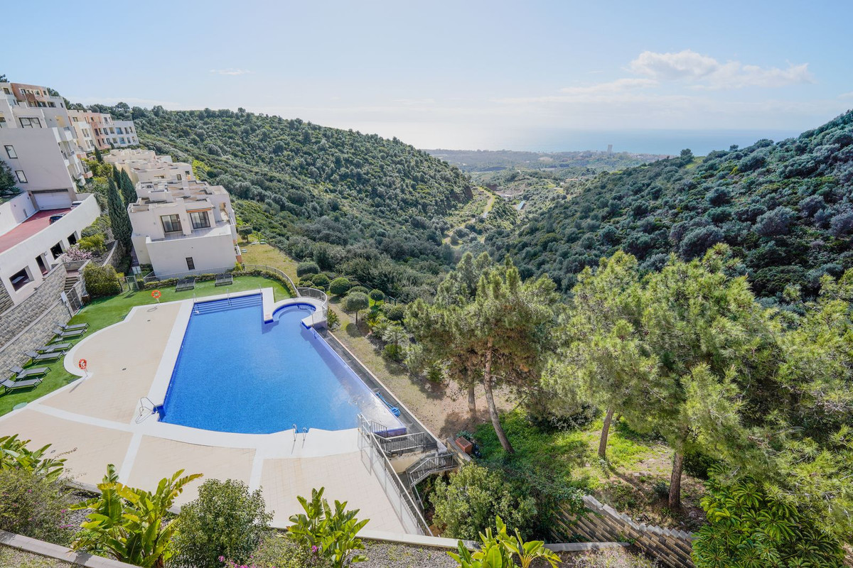 2 Bed Apartment for sale in Altos De Los Monteros Costa Del Sol, Málaga, Spain