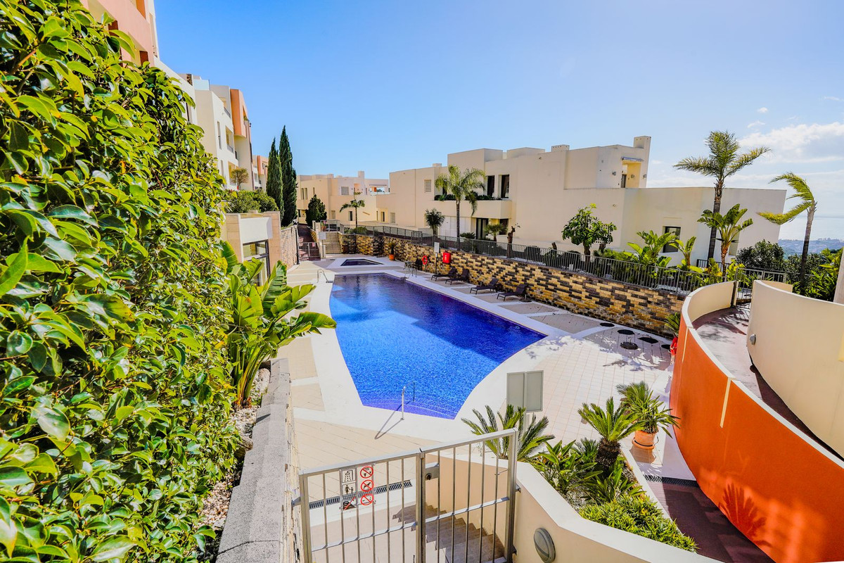 2 Bed Apartment for sale in Altos De Los Monteros Costa Del Sol, Málaga, Spain