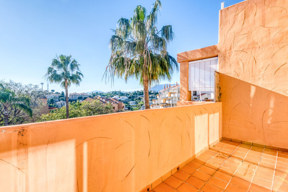 1 Bed Apartment for sale in Elviria Costa Del Sol, Málaga, Spain