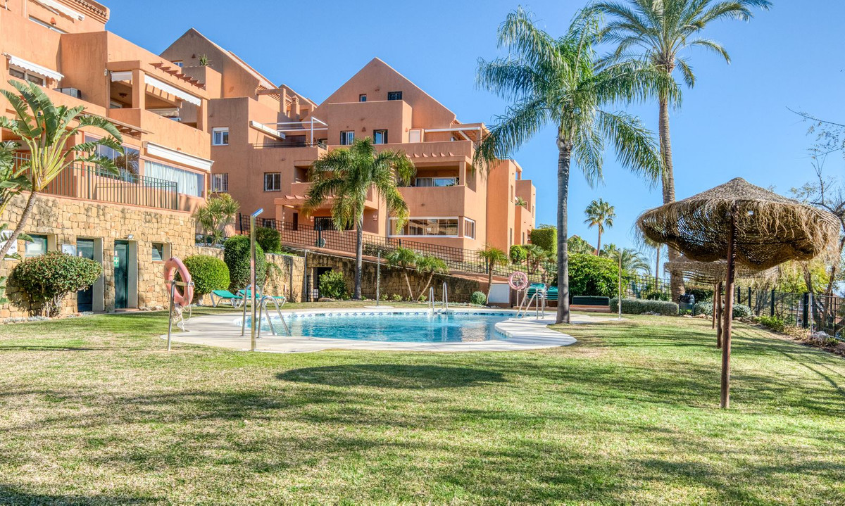 1 Bed Apartment for sale in Elviria Costa Del Sol, Málaga, Spain