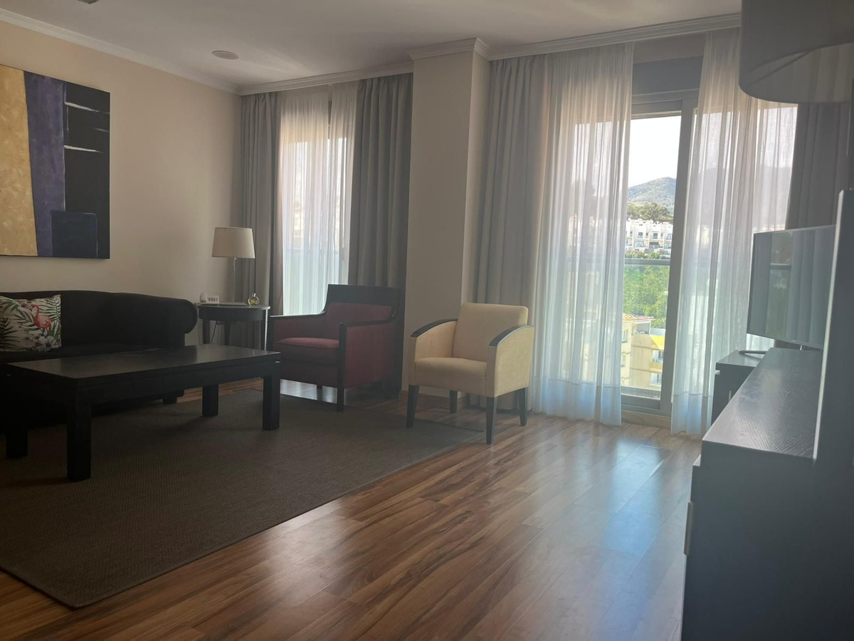 Se vende Apartamento Planta Media de 2 dormitorios en Costa Del Sol, Málaga, España