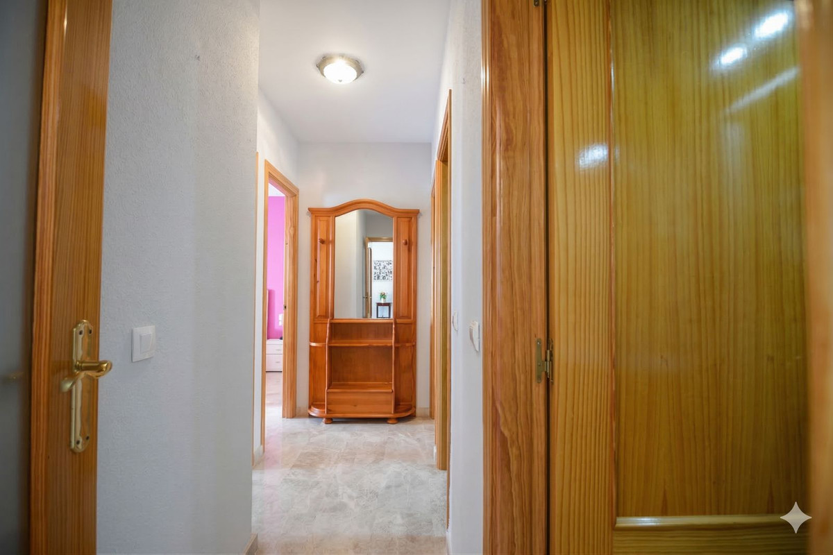 Se vende Apartamento Planta Media de 3 dormitorios en Costa Del Sol, Málaga, España