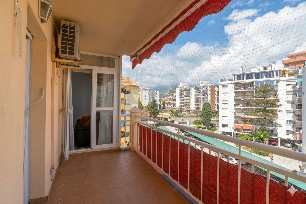Se vende Apartamento Planta Media de 3 dormitorios en Costa Del Sol, Málaga, España