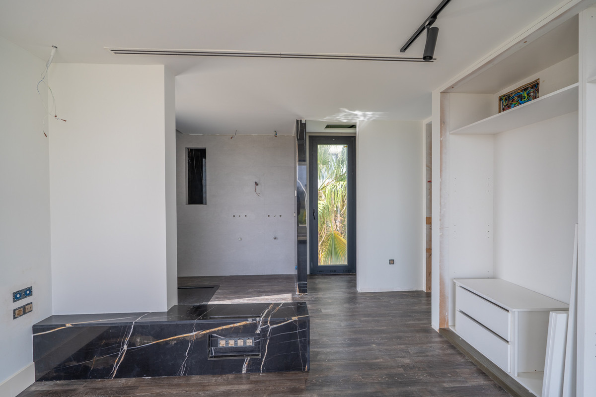 3 Bed Townhouse for sale in Estepona Costa Del Sol, Málaga, Spain