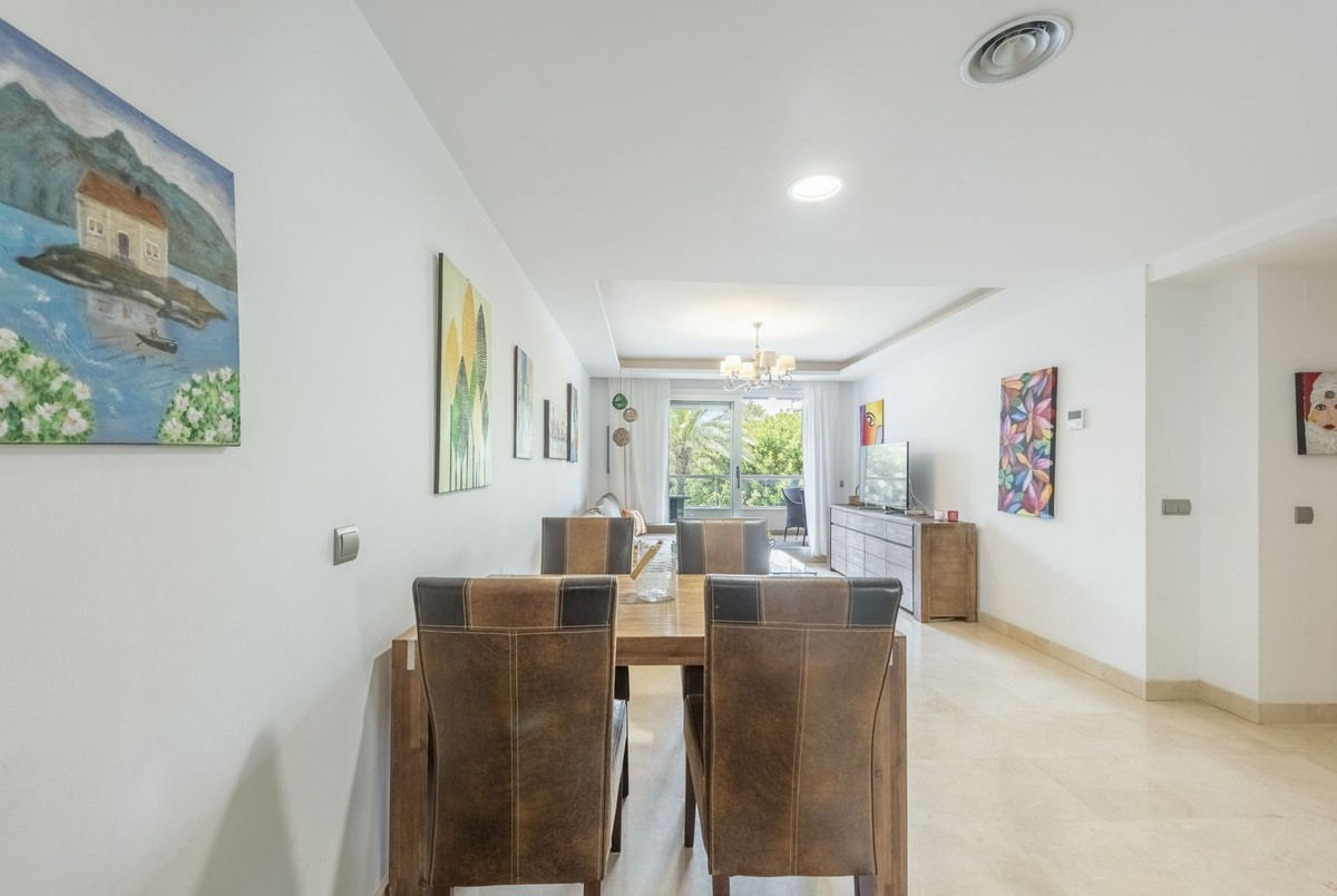 3 Bed Apartment for sale in San Pedro De Alcántara Costa Del Sol, Málaga, Spain