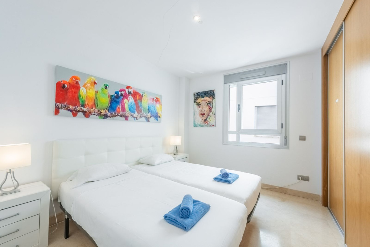 3 Bed Apartment for sale in San Pedro De Alcántara Costa Del Sol, Málaga, Spain