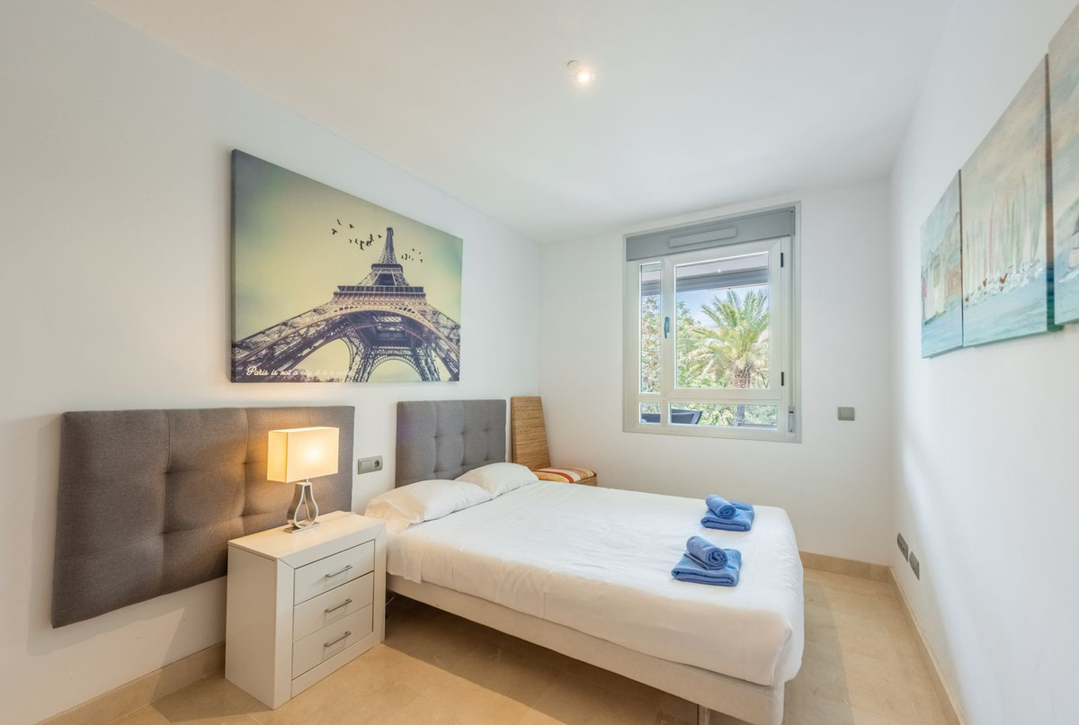 3 Bed Apartment for sale in San Pedro De Alcántara Costa Del Sol, Málaga, Spain