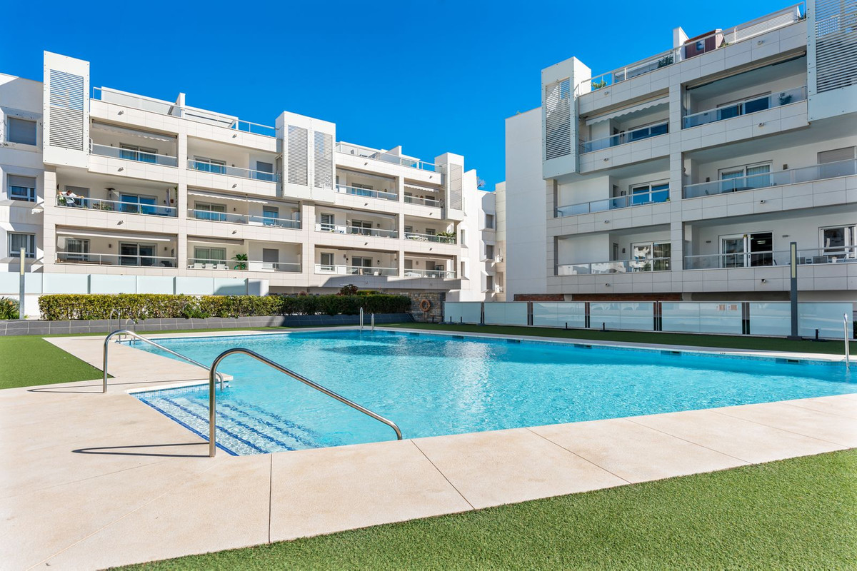 3 Bed Apartment for sale in San Pedro De Alcántara Costa Del Sol, Málaga, Spain
