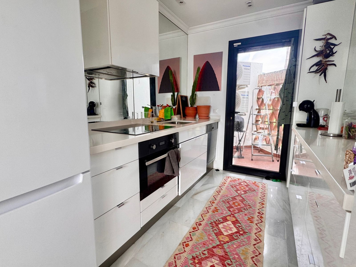 Se vende Apartamento en Planta Última de 2 dormitorios en Costa Del Sol, Málaga, España