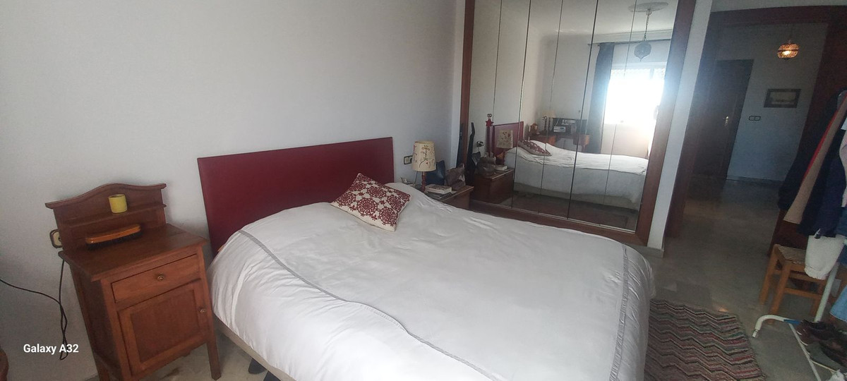 Se vende Apartamento Planta Media de 2 dormitorios en Costa Del Sol, Málaga, España