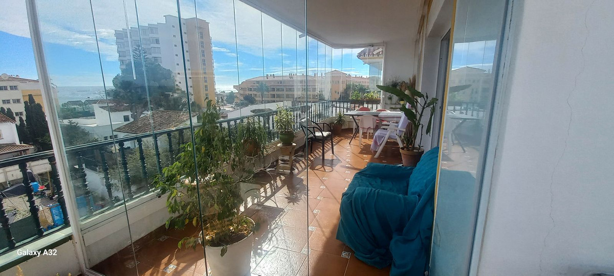 Se vende Apartamento Planta Media de 2 dormitorios en Costa Del Sol, Málaga, España