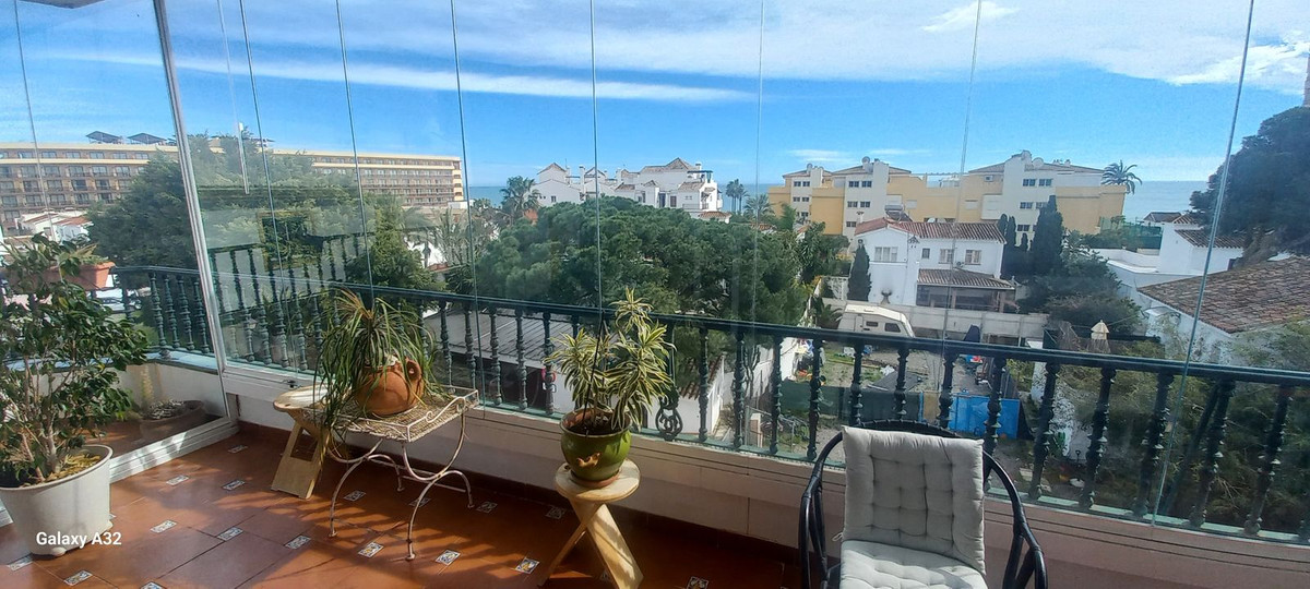 Se vende Apartamento Planta Media de 2 dormitorios en Costa Del Sol, Málaga, España