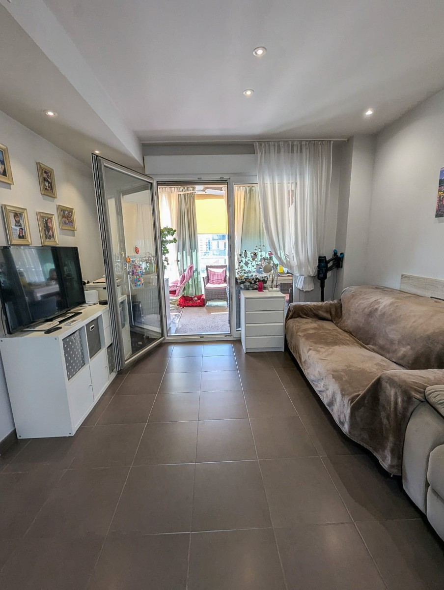 Se vende Apartamento Planta Media de 2 dormitorios en Costa Blanca, Alicante, España
