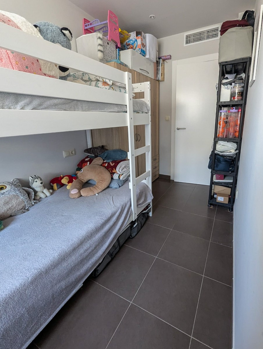 Se vende Apartamento Planta Media de 2 dormitorios en Costa Blanca, Alicante, España