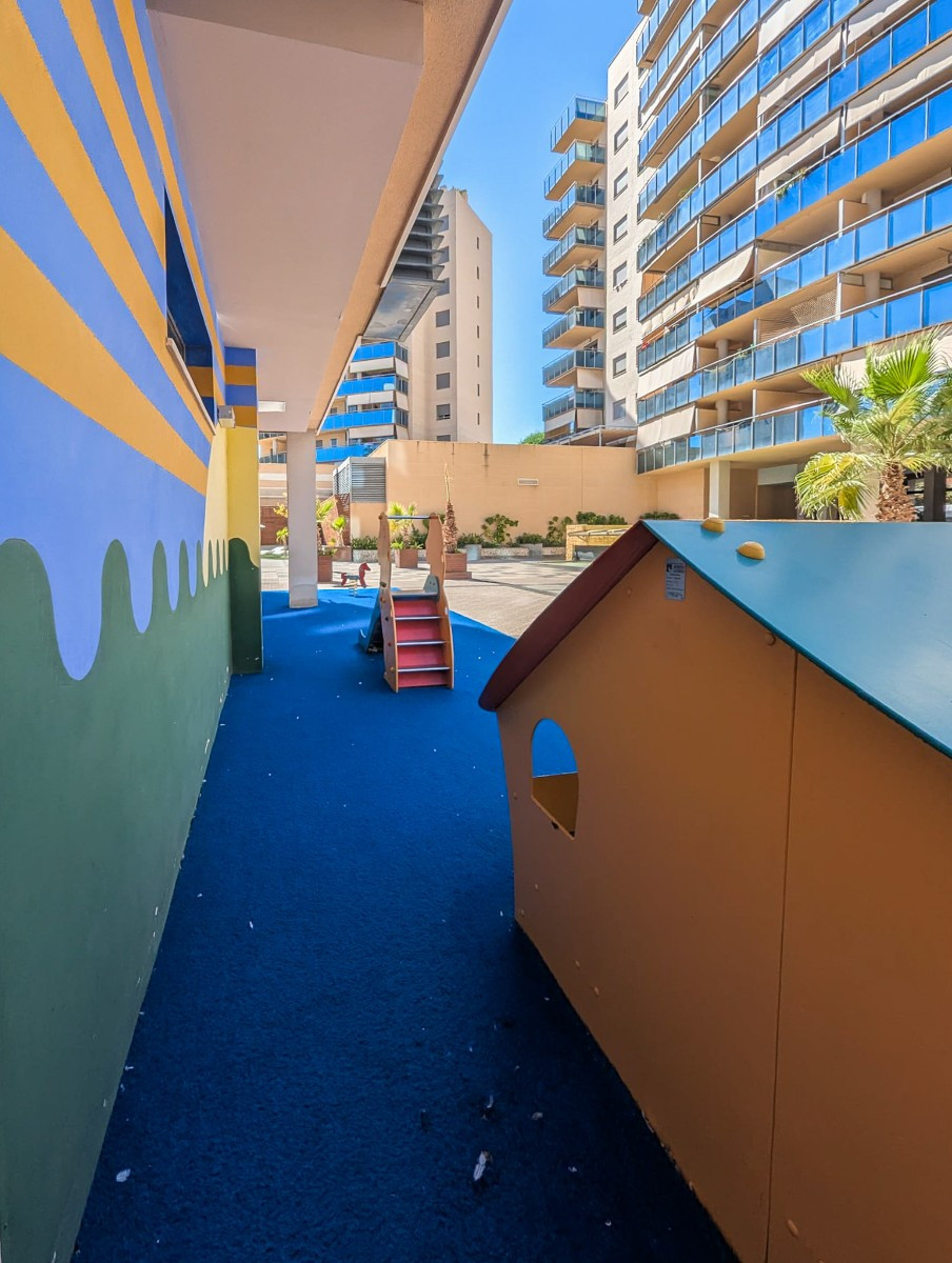 Se vende Apartamento Planta Media de 2 dormitorios en Costa Blanca, Alicante, España