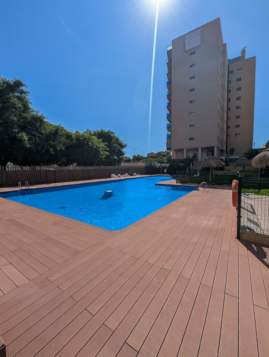 Se vende Apartamento Planta Media de 2 dormitorios en Costa Blanca, Alicante, España