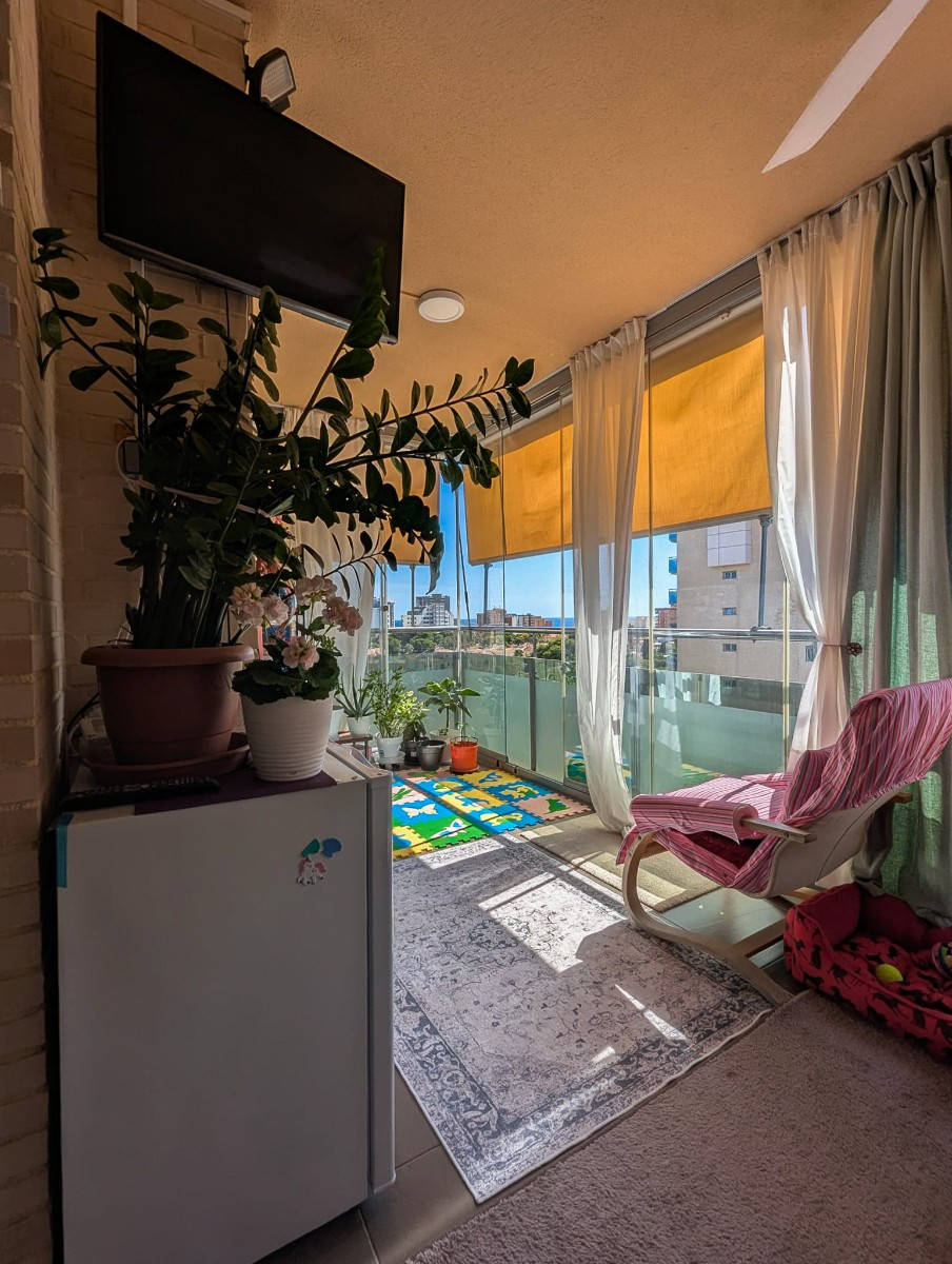 Se vende Apartamento Planta Media de 2 dormitorios en Costa Blanca, Alicante, España