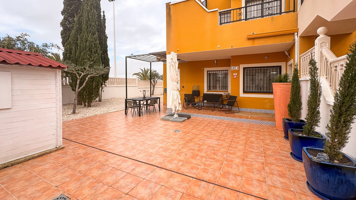 3 Bed Townhouse for sale in Arenales Del Sol Costa Blanca, Alicante, Spain