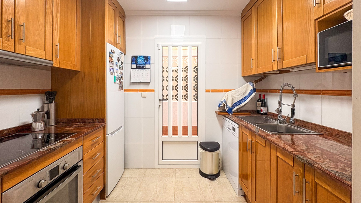3 Bed Townhouse for sale in Arenales Del Sol Costa Blanca, Alicante, Spain