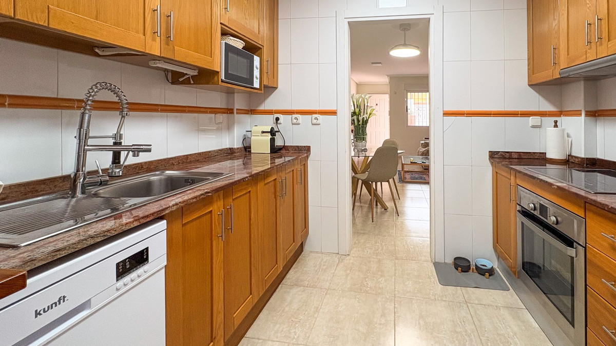 3 Bed Townhouse for sale in Arenales Del Sol Costa Blanca, Alicante, Spain