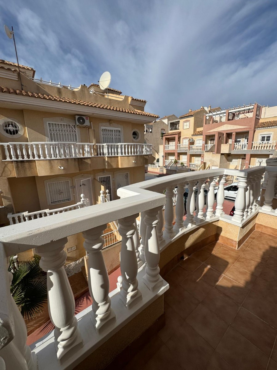 Se vende Adosada de 2 dormitorios en Costa Blanca, Alicante, España