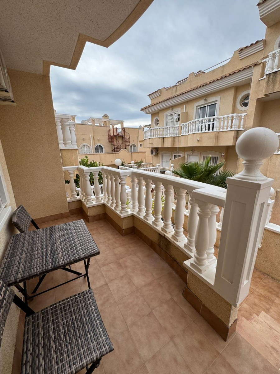 Se vende Adosada de 2 dormitorios en Costa Blanca, Alicante, España
