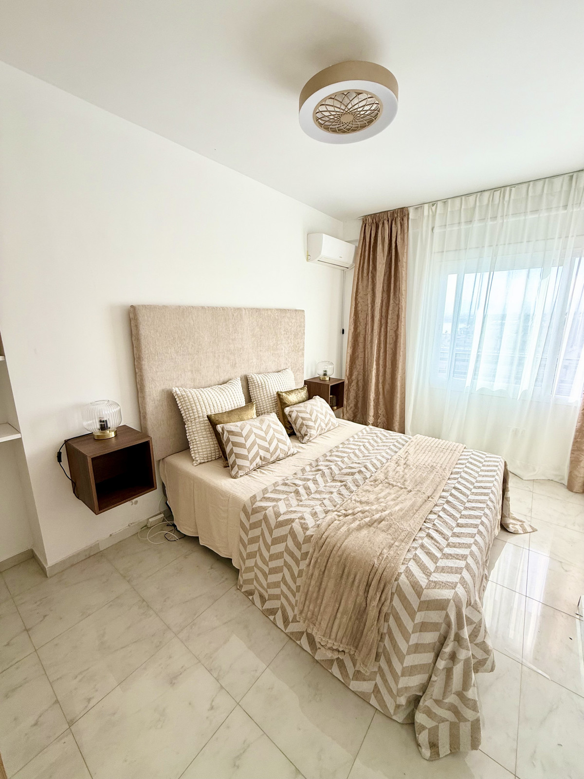 1 Bed Apartment for sale in Marbella Costa Del Sol, Málaga, Spain