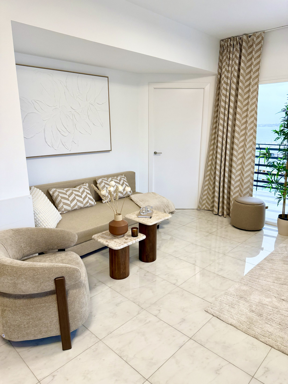1 Bed Apartment for sale in Marbella Costa Del Sol, Málaga, Spain